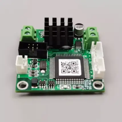 Kontroler temperatury TCB-SS o wyjątkowo kompaktowych rozmiarach i zaprojektowany dla Micro TEC